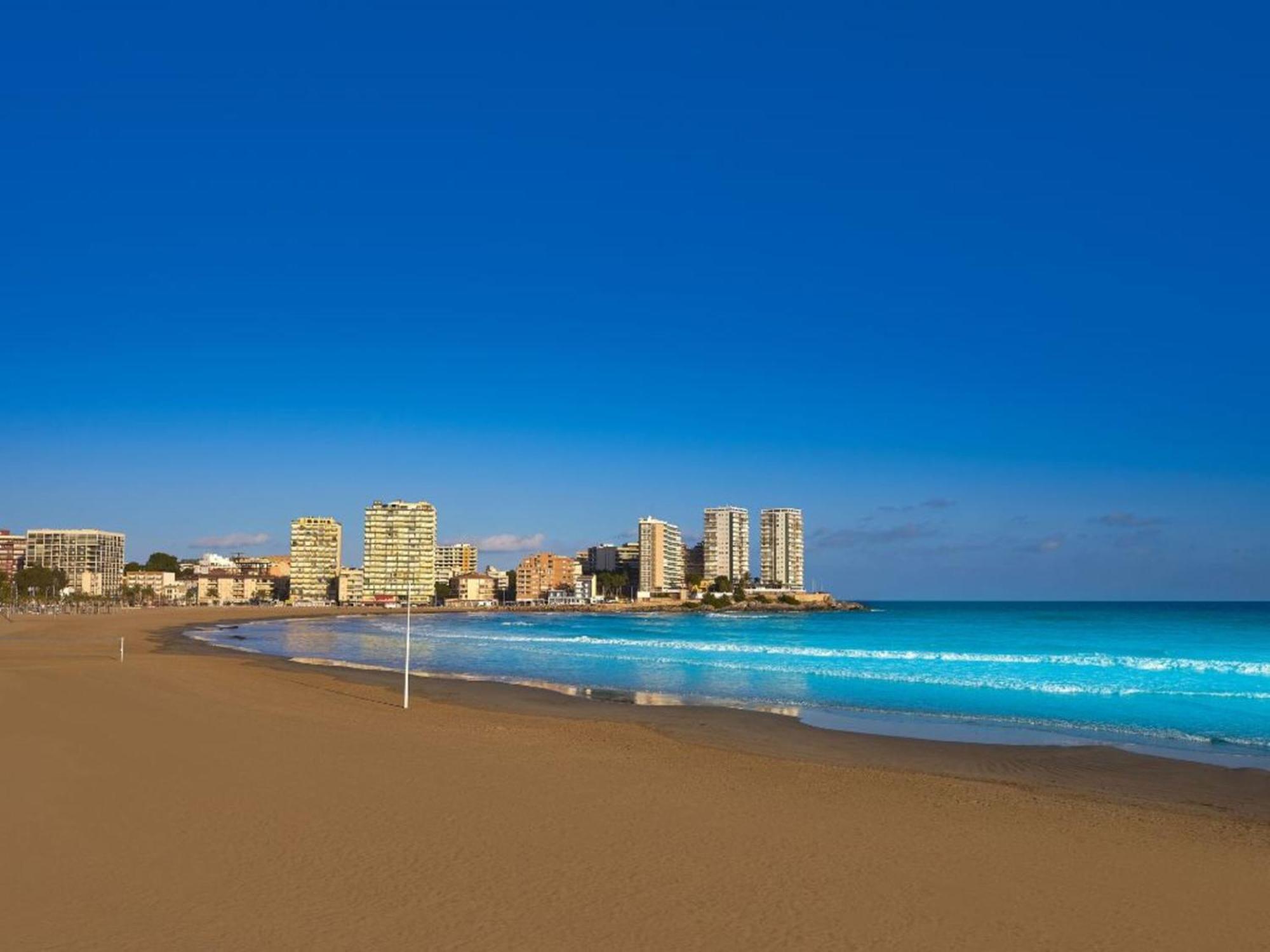Apartamentos Benicassim 3000 Екстериор снимка