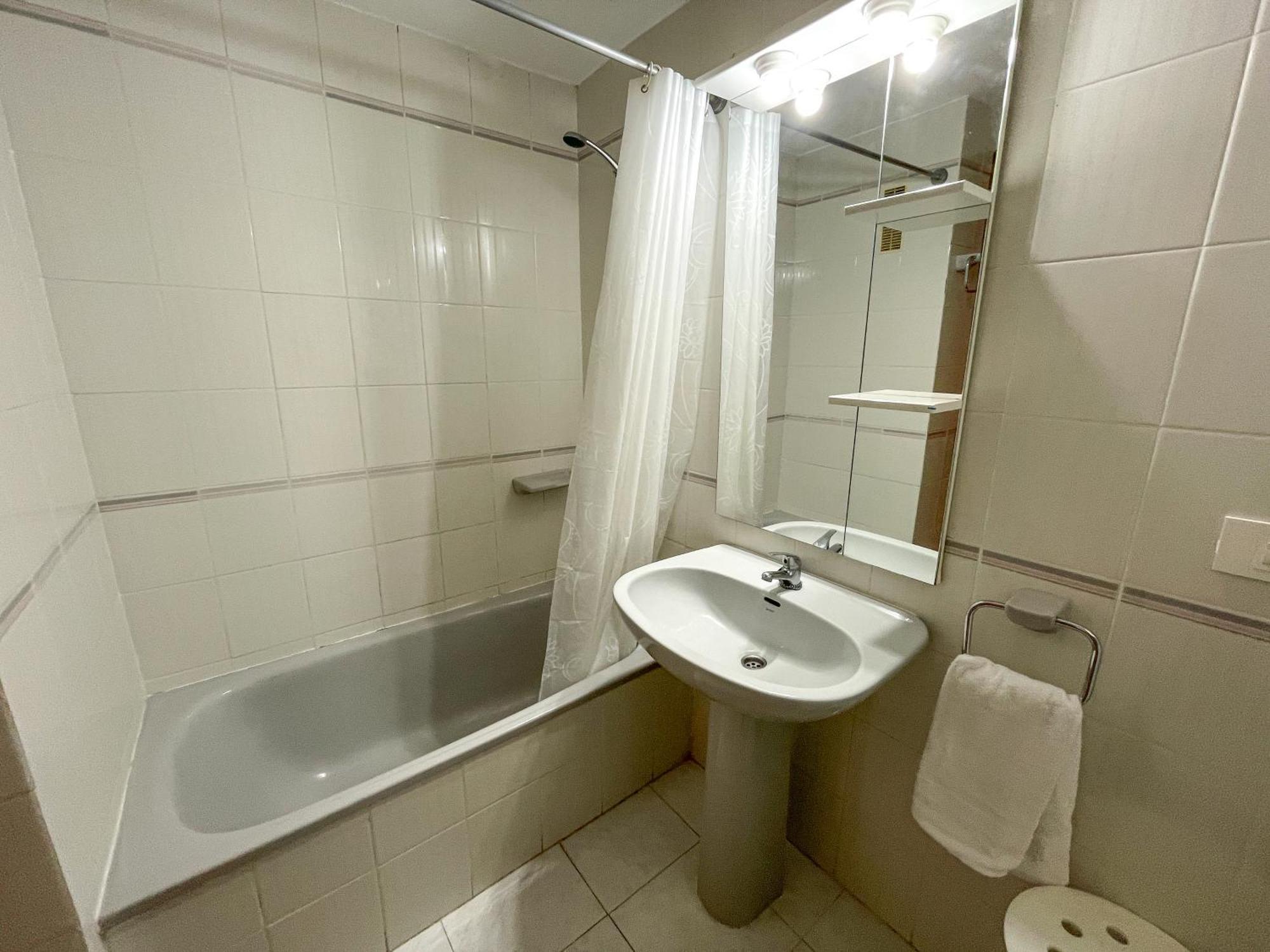 Apartamentos Benicassim 3000 Екстериор снимка